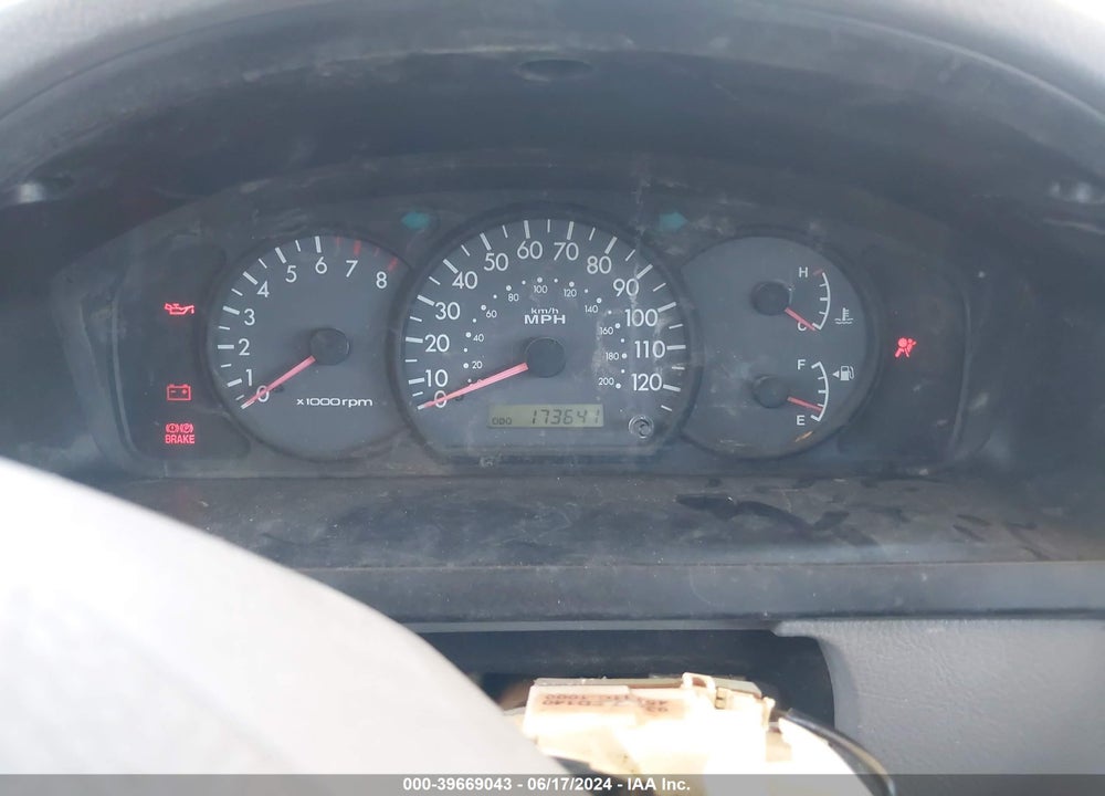 2004 KIA RIO VIN: KNADC125346310067