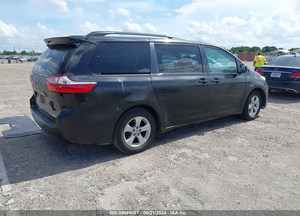 2016 TOYOTA SIENNA LE 8 PASSENGER VIN: 5TDKK3DC5GS719745