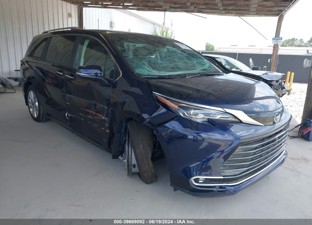 2024 TOYOTA SIENNA PLATINUM VIN: 5TDERKEC3RS183317