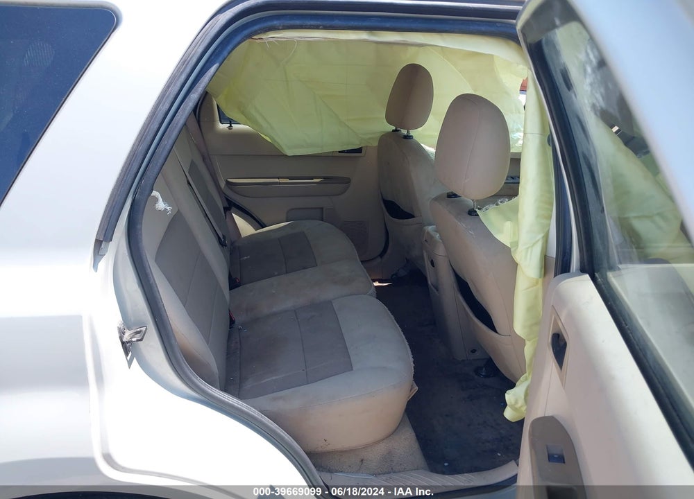 2008 FORD ESCAPE XLT VIN: 1FMCU03Z08KB42355