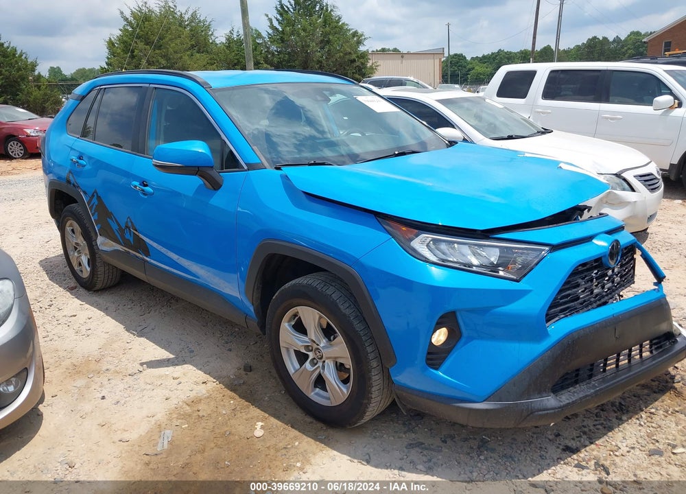2021 TOYOTA RAV4 XLE VIN: 2T3W1RFV9MW105636