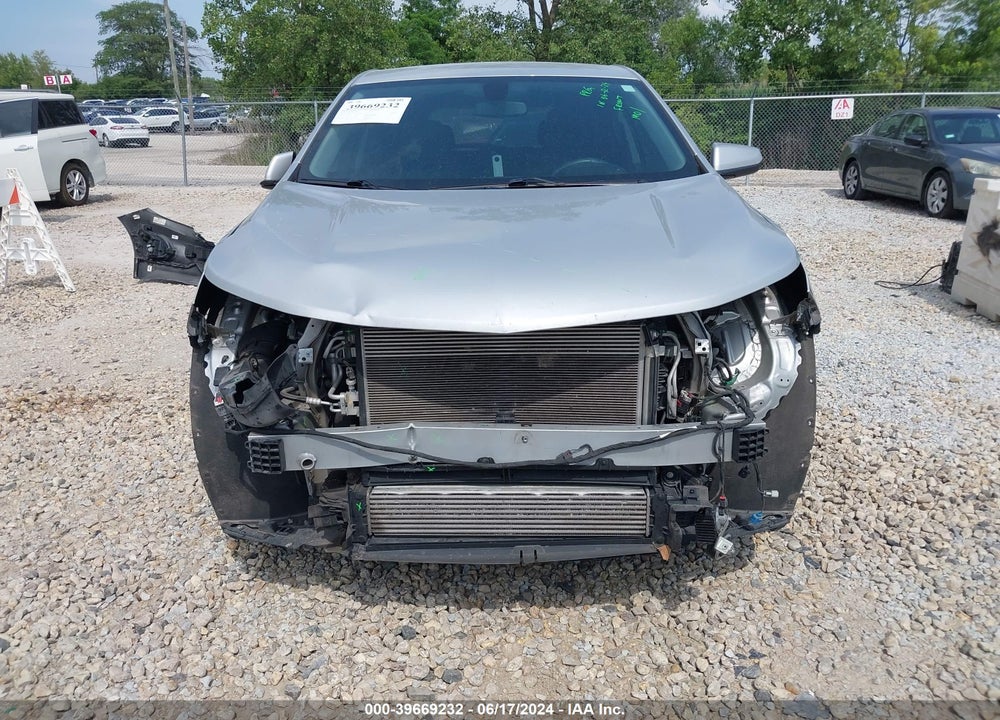 2018 CHEVROLET EQUINOX LT VIN: 2GNAXJEV3J6118621