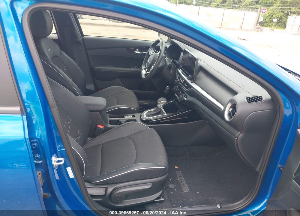 2022 KIA FORTE GT LINE VIN: 3KPF54AD1NE441896