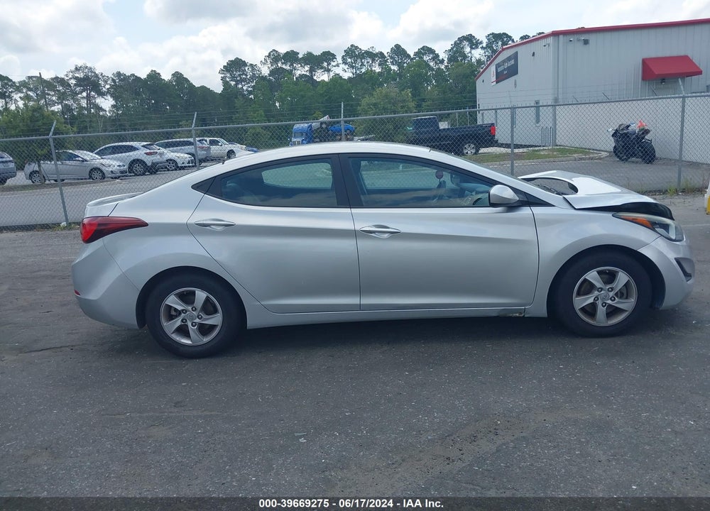 2015 HYUNDAI ELANTRA SE VIN: 5NPDH4AE1FH568510