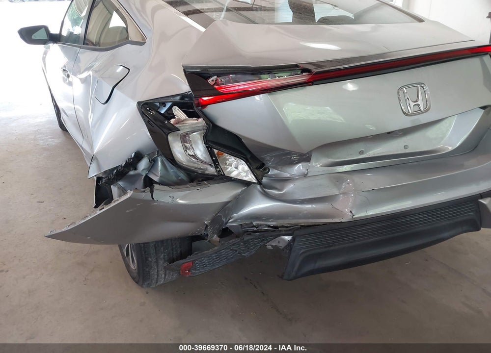2016 HONDA CIVIC LX-P VIN: 2HGFC4B07GH316427