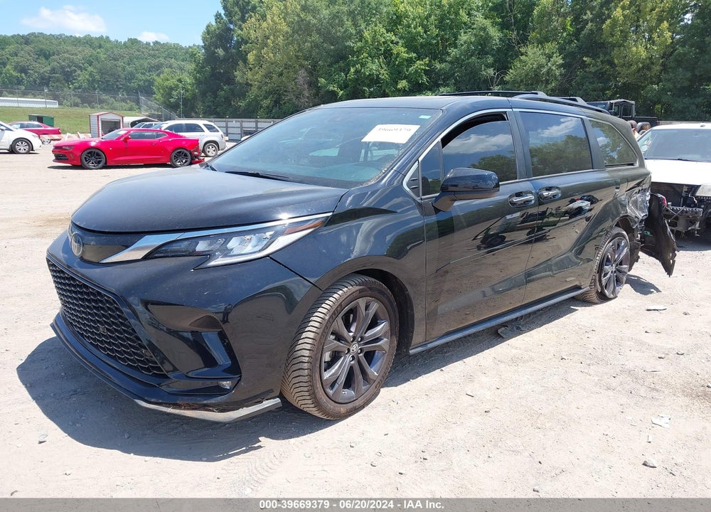 2022 TOYOTA SIENNA XSE VIN: 5TDDRKEC0NS117278