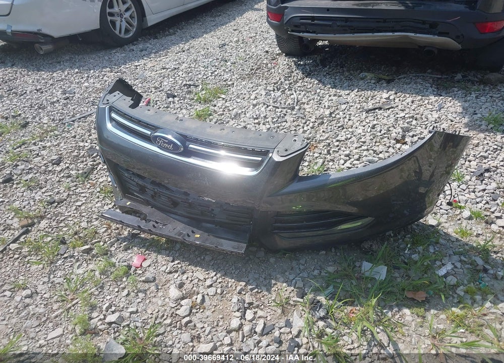 2015 FORD ESCAPE TITANIUM VIN: 1FMCU9J92FUB27607