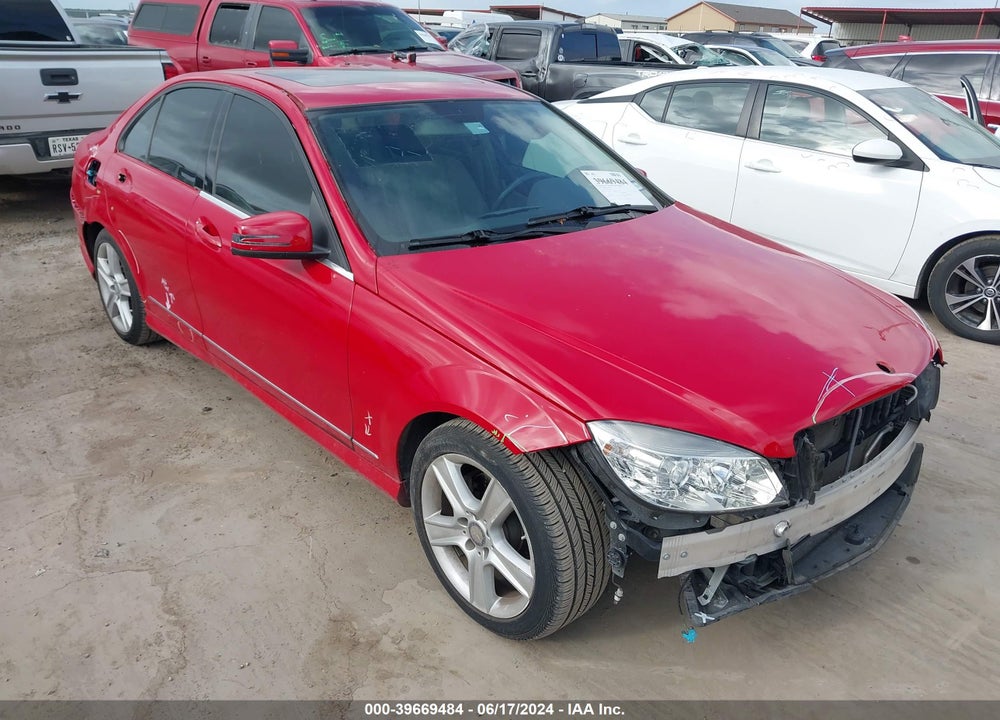2010 MERCEDES-BENZ C 300 LUXURY/SPORT VIN: WDDGF5EB8AR091039