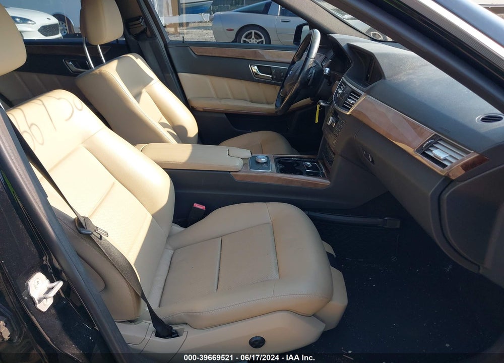 2011 MERCEDES-BENZ E 350 4MATIC VIN: WDDHF8HB5BA506433
