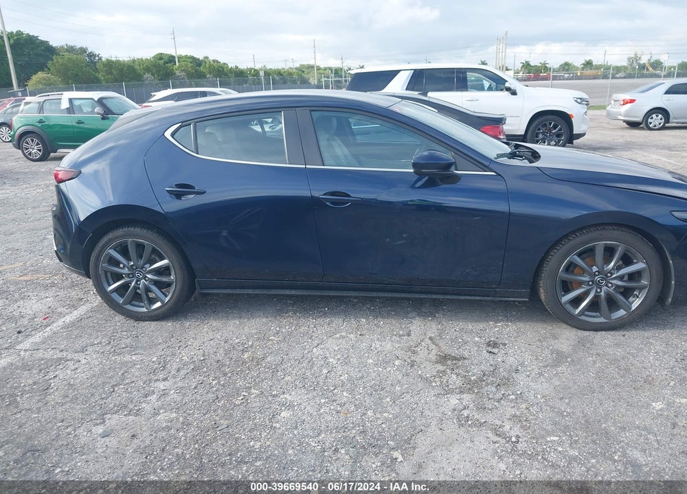 2019 MAZDA 3 PREFERRED PACKAGE VIN: JM1BPAMM0K1146368