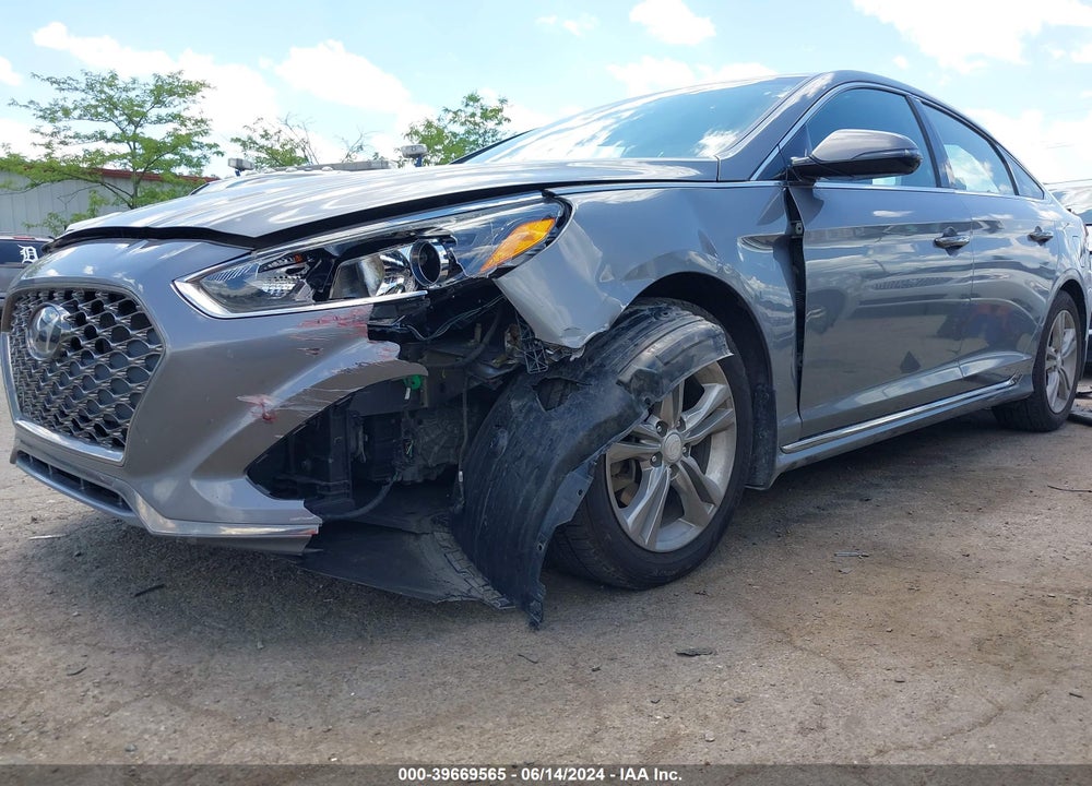 2018 HYUNDAI SONATA SPORT VIN: 5NPE34AF5JH694079