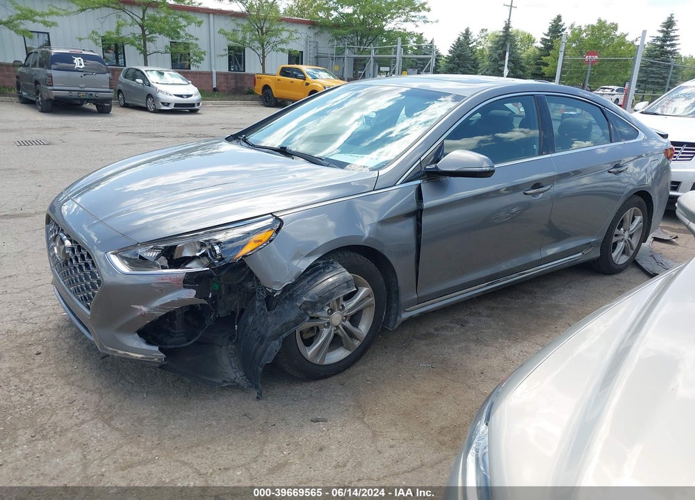 2018 HYUNDAI SONATA SPORT VIN: 5NPE34AF5JH694079