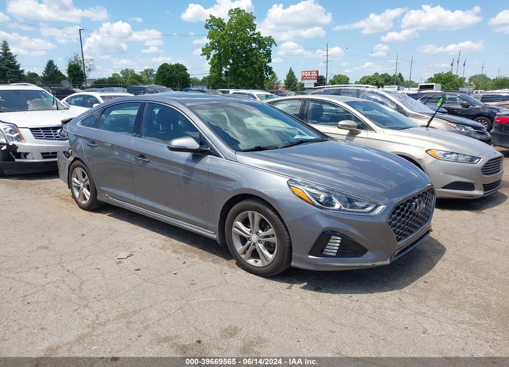 2018 HYUNDAI SONATA SPORT VIN: 5NPE34AF5JH694079