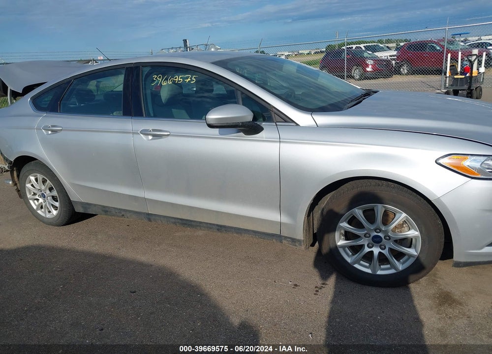 2016 FORD FUSION S VIN: 3FA6P0G76GR170811