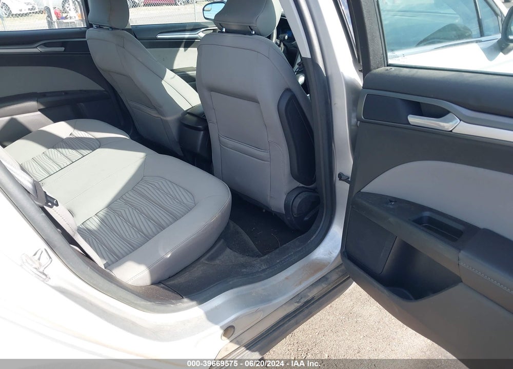 2016 FORD FUSION S VIN: 3FA6P0G76GR170811