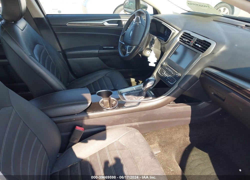 2016 FORD FUSION SE VIN: 1FA6P0HD6G5115069