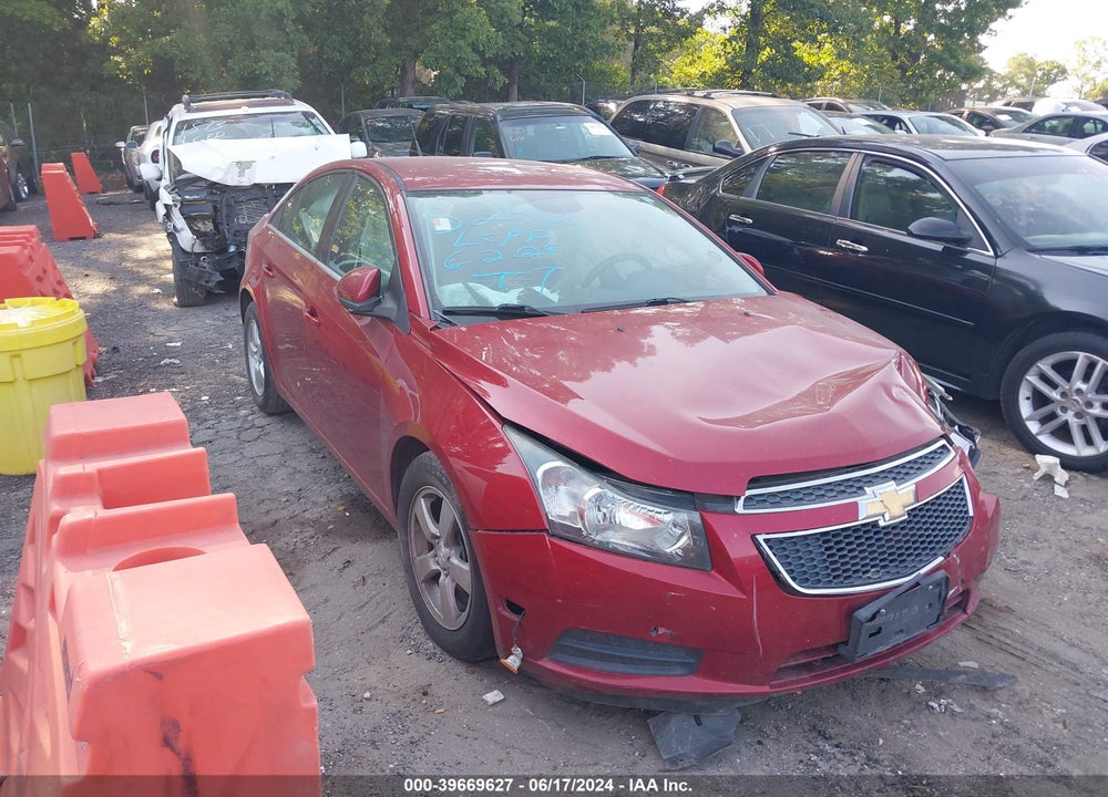 2014 CHEVROLET CRUZE 1LT AUTO VIN: 1G1PC5SB3E7465252