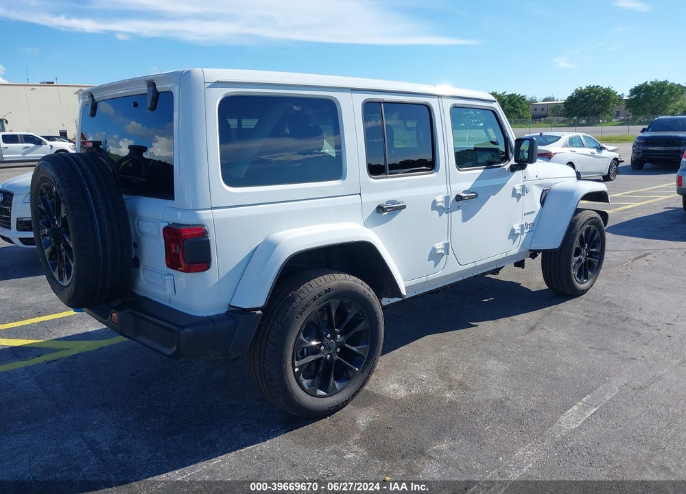 2024 JEEP WRANGLER 4XE SAHARA 4XE VIN: 1C4RJXP63RW225899