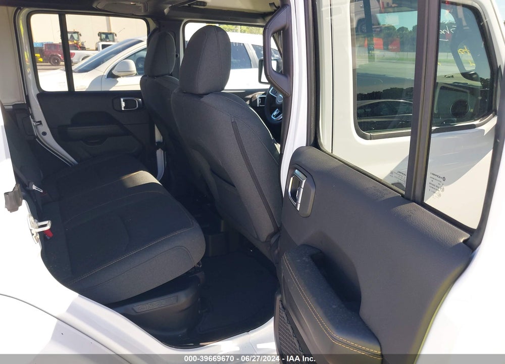 2024 JEEP WRANGLER 4XE SAHARA 4XE VIN: 1C4RJXP63RW225899