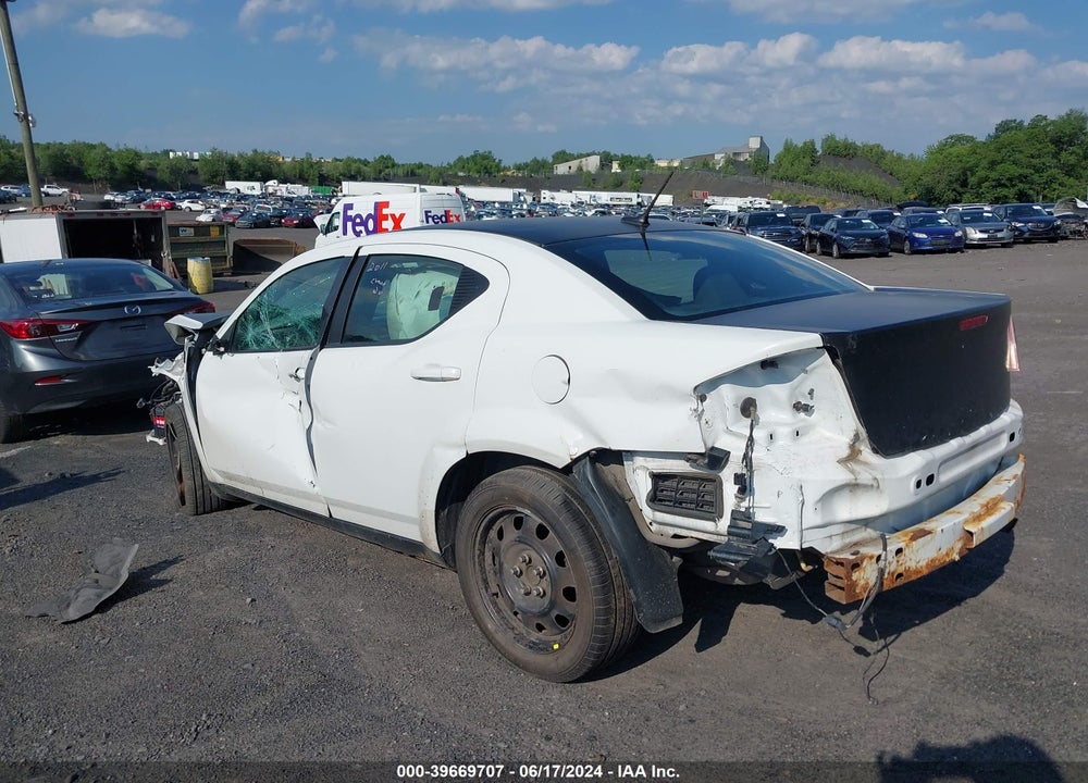 2011 DODGE AVENGER EXPRESS VIN: 1B3BD4FB4BN590692