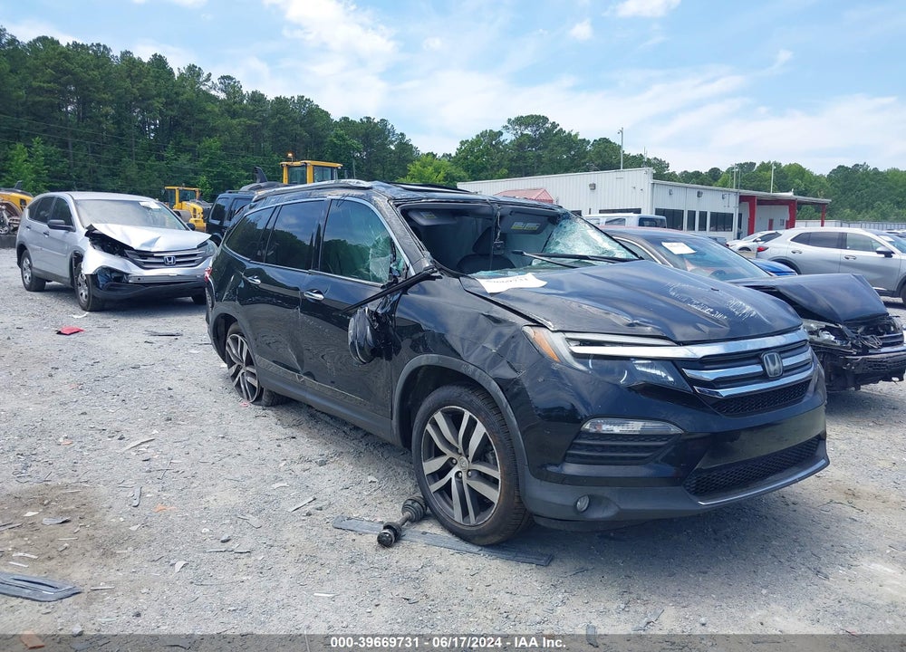 2018 HONDA PILOT TOURING VIN: 5FNYF5H97JB012733