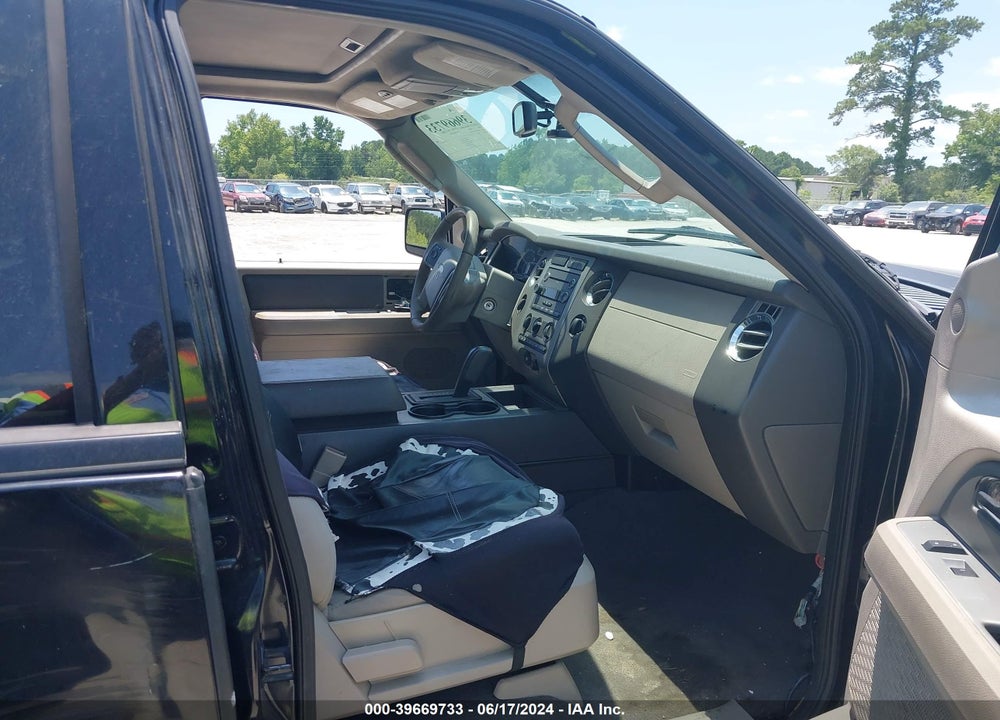 2008 FORD EXPEDITION EL XLT VIN: 1FMFK16508LA54272