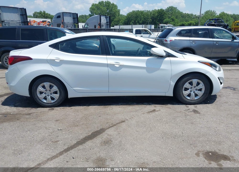2016 HYUNDAI ELANTRA SE VIN: 5NPDH4AE1GH704250