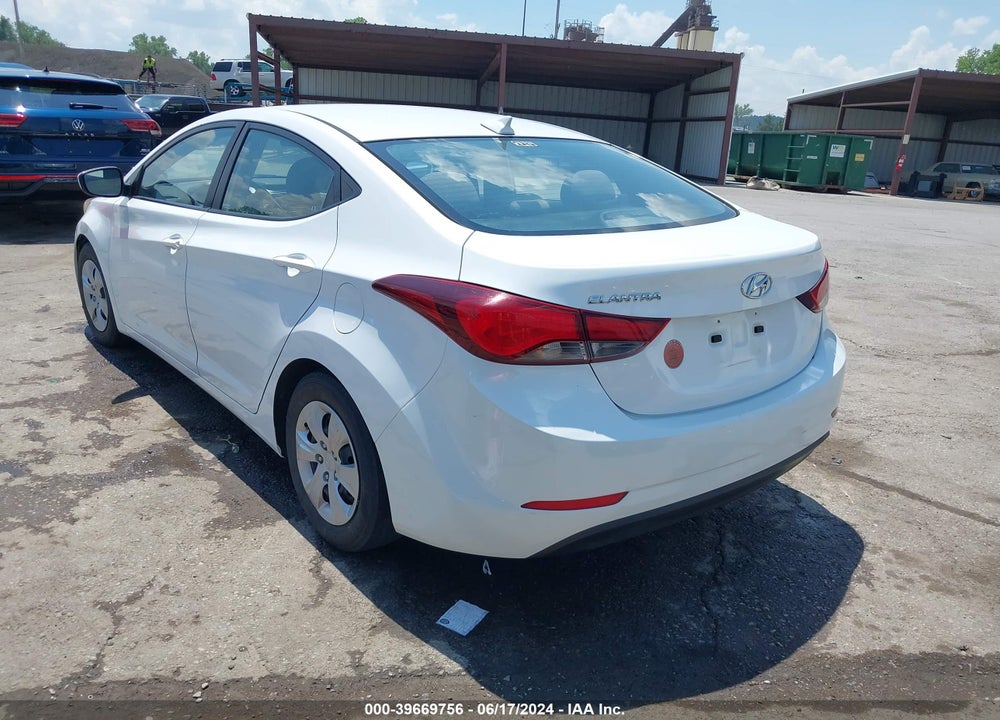 2016 HYUNDAI ELANTRA SE VIN: 5NPDH4AE1GH704250