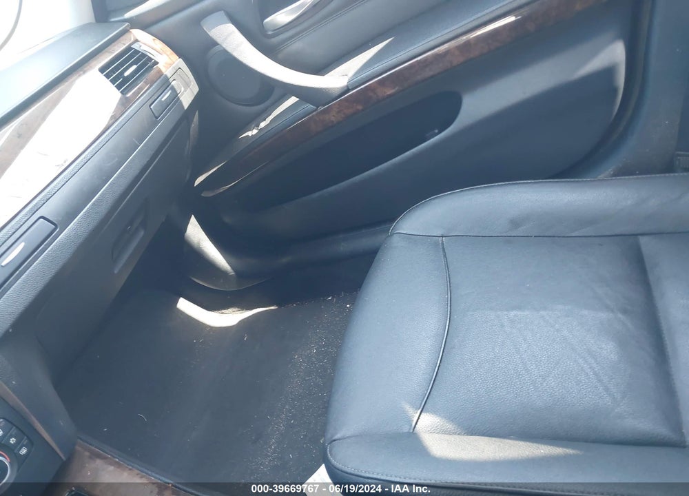 2010 BMW 328I XDRIVE VIN: WBAPK5C51AA647349