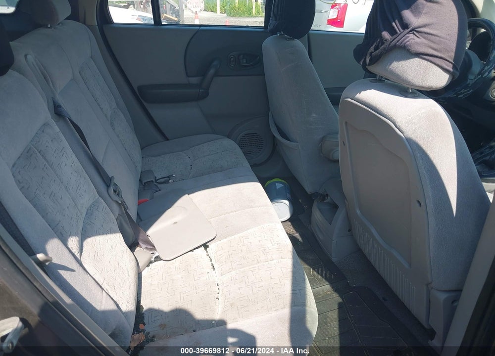 2002 SATURN VUE 4 CYL VIN: 5GZCZ23D12S817822