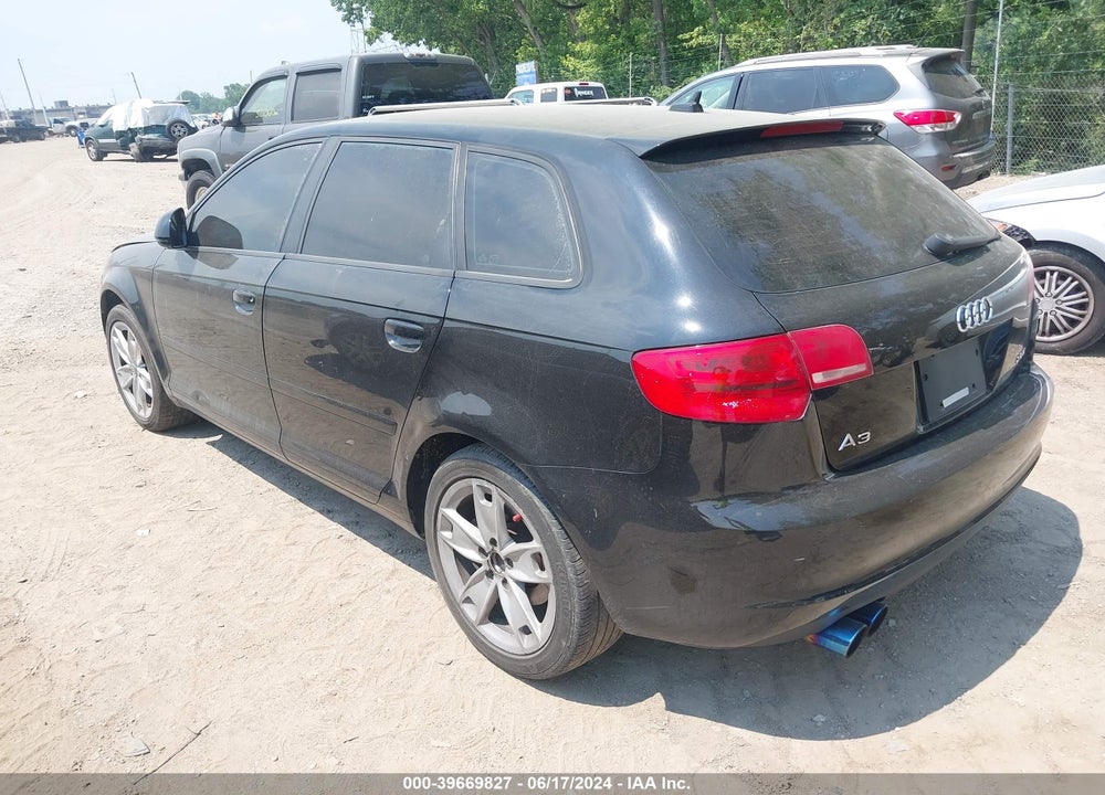 2009 AUDI A3 2.0T VIN: WAUHF98P39A091082