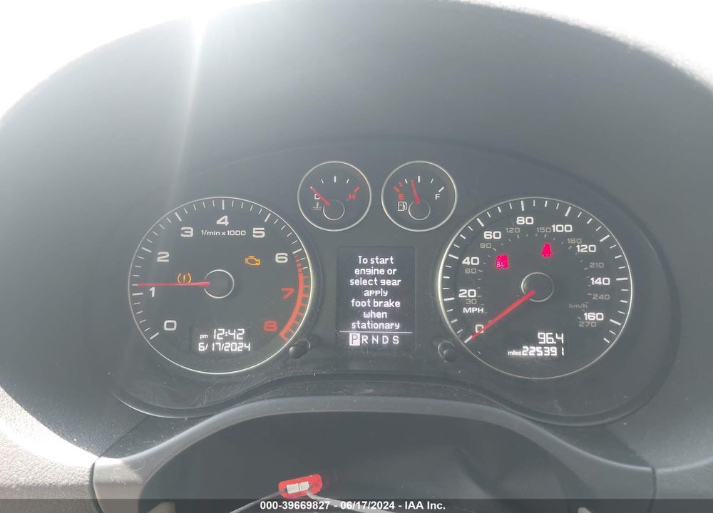 2009 AUDI A3 2.0T VIN: WAUHF98P39A091082