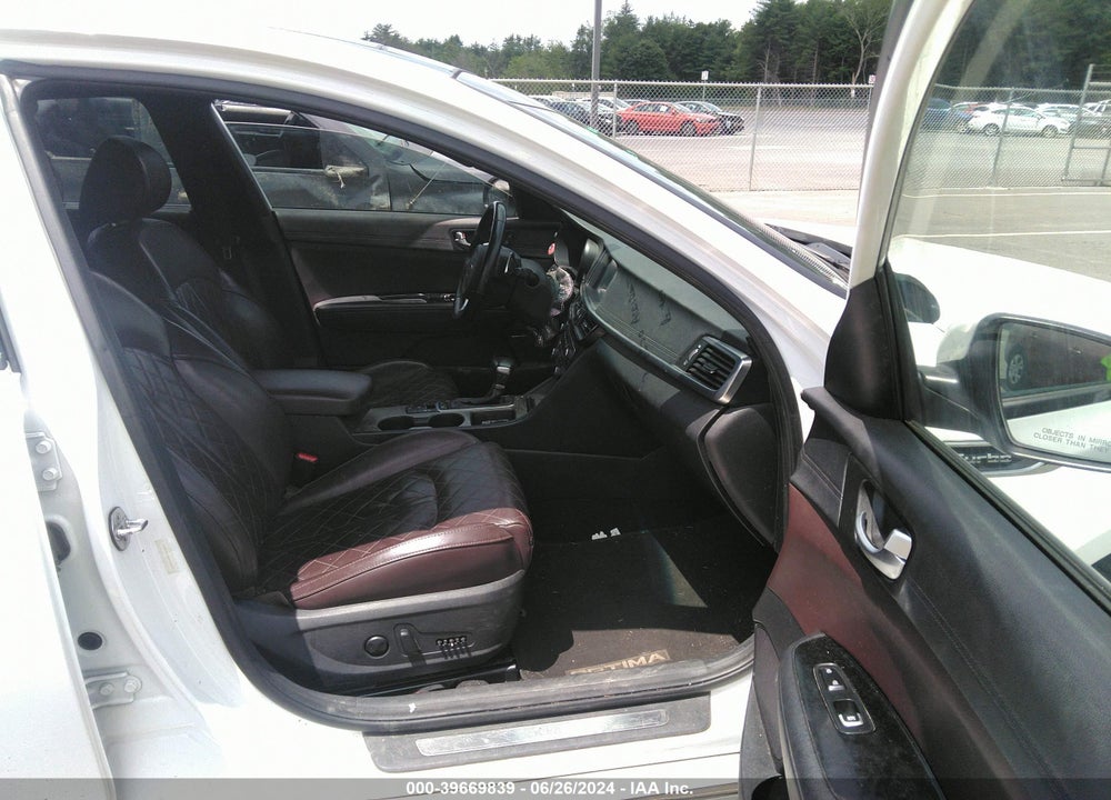 2017 KIA OPTIMA VIN: 5XXGV4L22HG166857