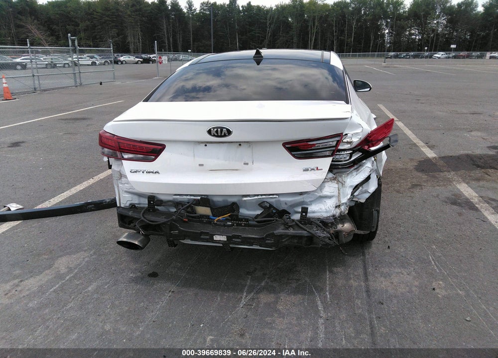 2017 KIA OPTIMA VIN: 5XXGV4L22HG166857
