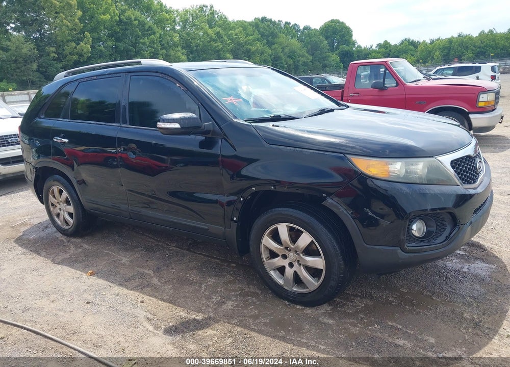 2012 KIA SORENTO LX VIN: 5XYKT3A60CG187632