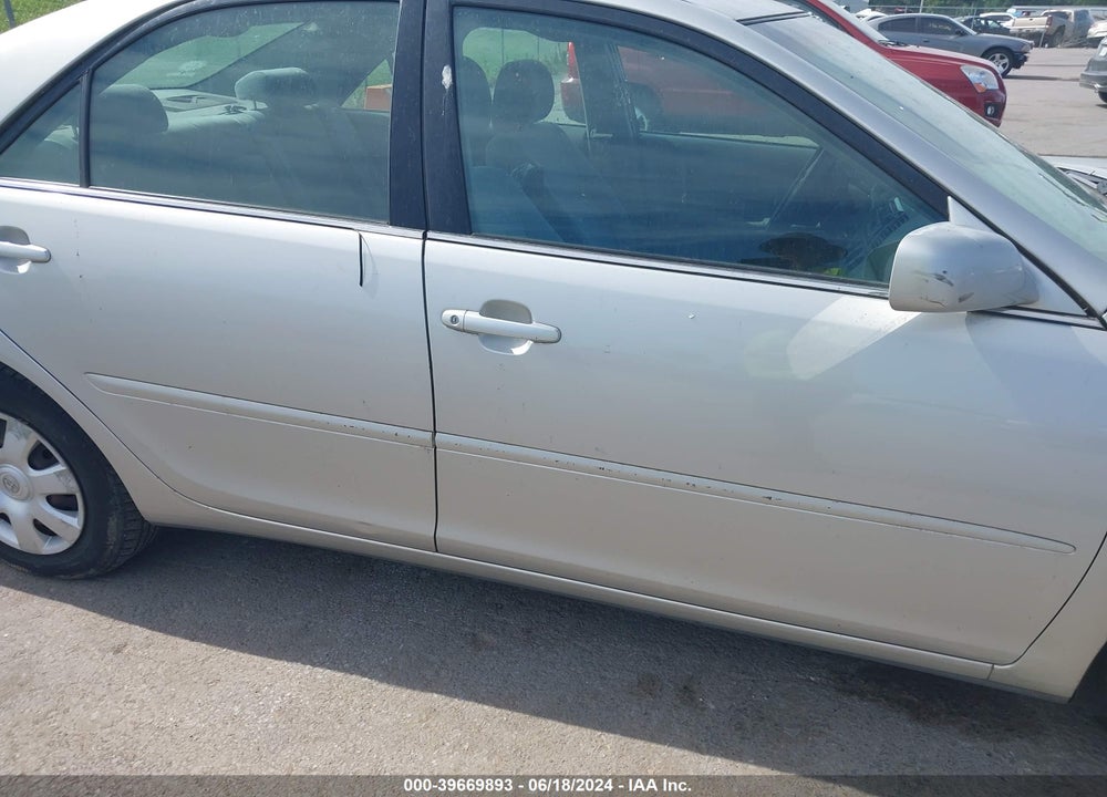 2004 TOYOTA CAMRY LE VIN: 4T1BE32K34U936764