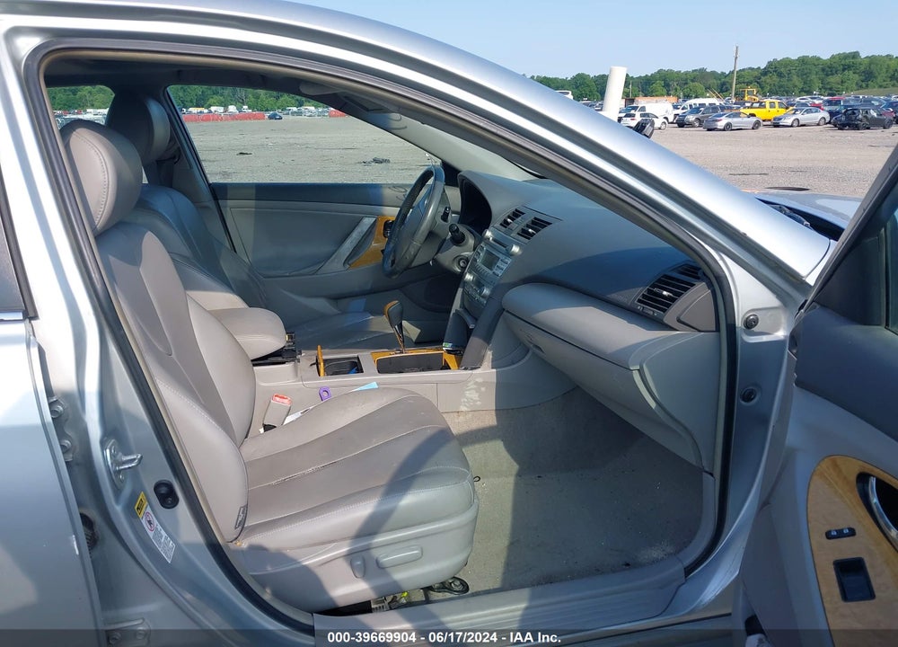 2007 TOYOTA CAMRY XLE VIN: 4T1BE46K17U081924