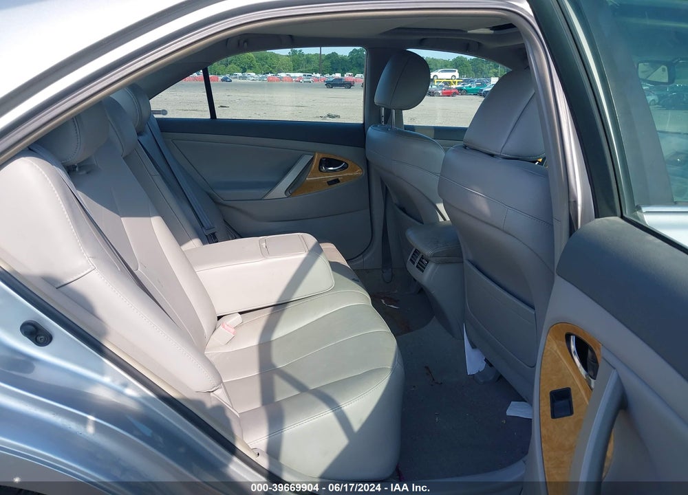 2007 TOYOTA CAMRY XLE VIN: 4T1BE46K17U081924