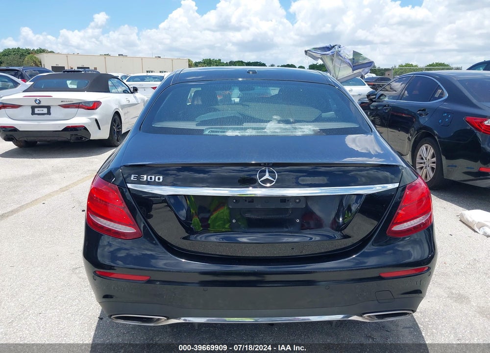2017 MERCEDES-BENZ E 300 VIN: WDDZF4JBXHA048906