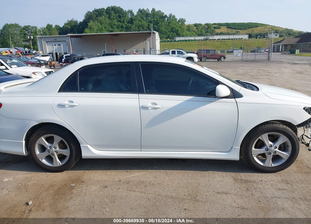 2013 TOYOTA COROLLA S VIN: 2T1BU4EE0DC102239