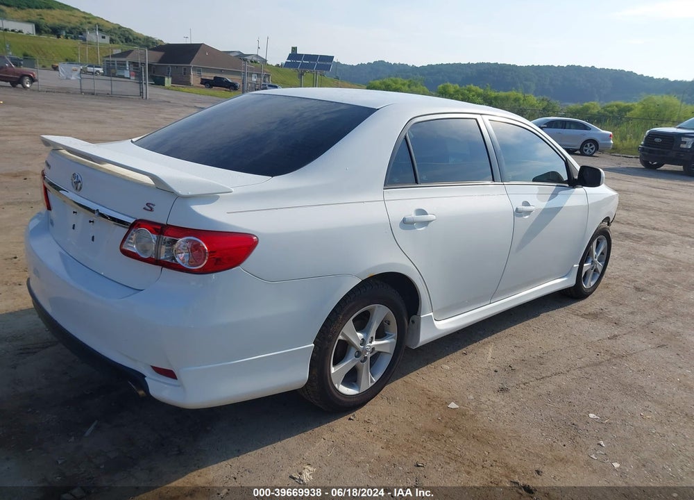 2013 TOYOTA COROLLA S VIN: 2T1BU4EE0DC102239