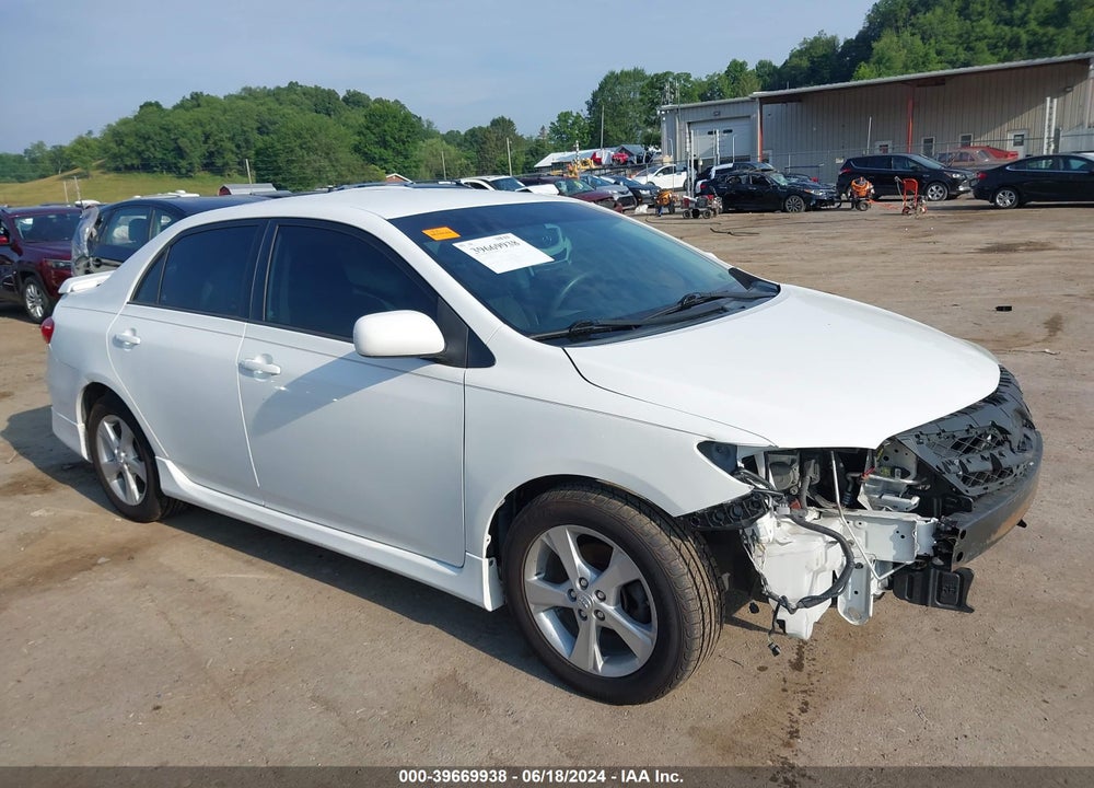 2013 TOYOTA COROLLA S VIN: 2T1BU4EE0DC102239