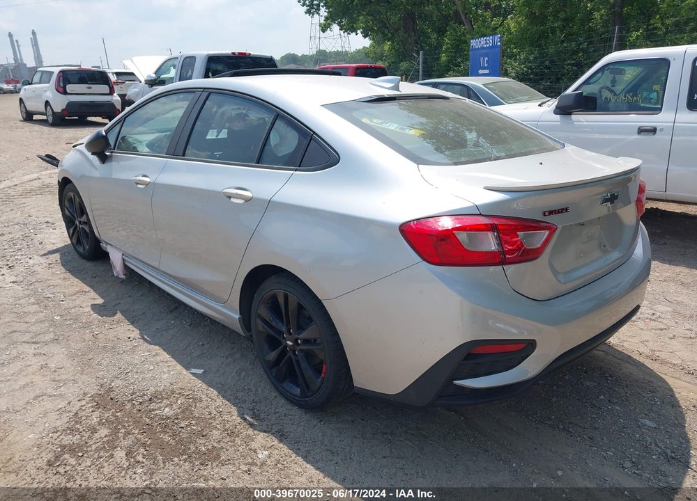 2018 CHEVROLET CRUZE LT AUTO VIN: 1G1BE5SM8J7106589