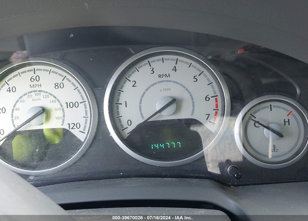 2010 CHRYSLER TOWN & COUNTRY TOURING VIN: 2A4RR5D17AR233548