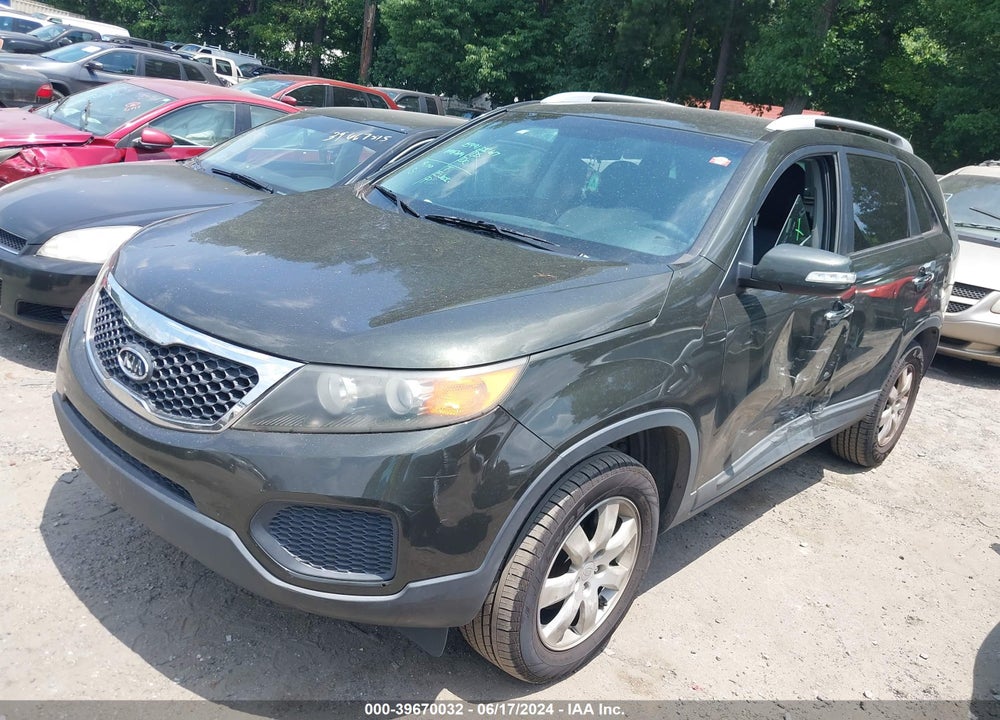 2011 KIA SORENTO LX V6 VIN: 5XYKT4A29BG109187