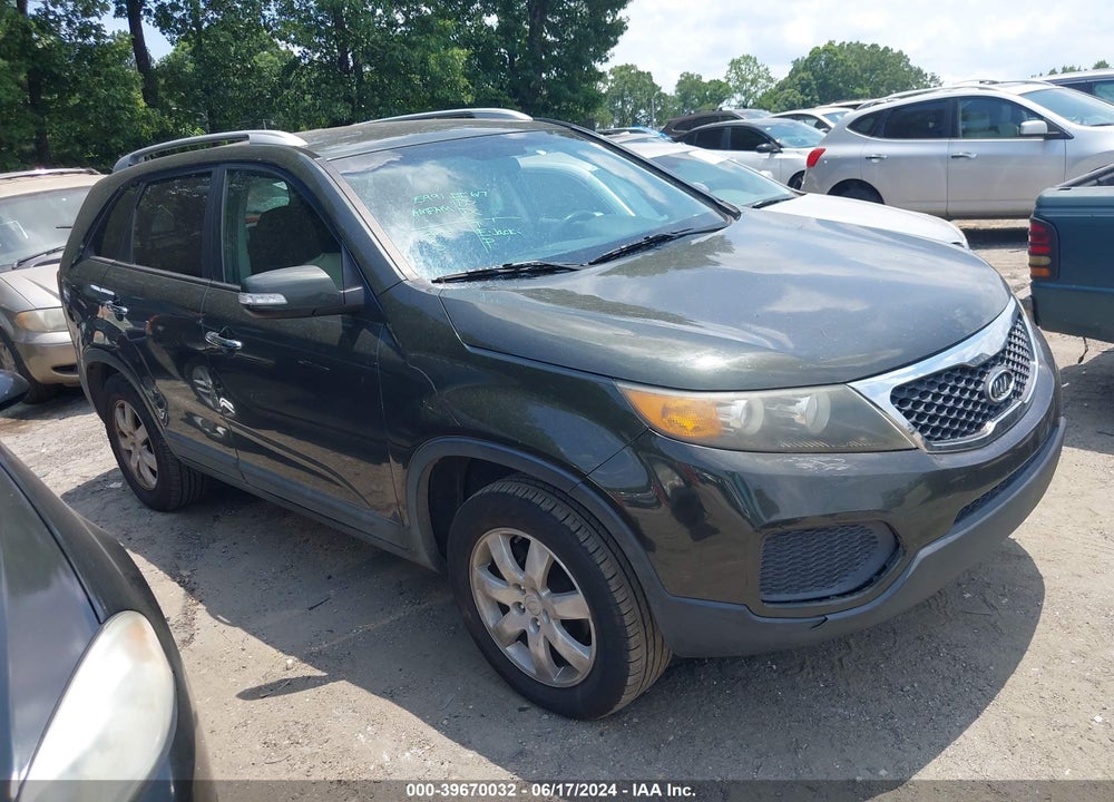 2011 KIA SORENTO LX V6 VIN: 5XYKT4A29BG109187