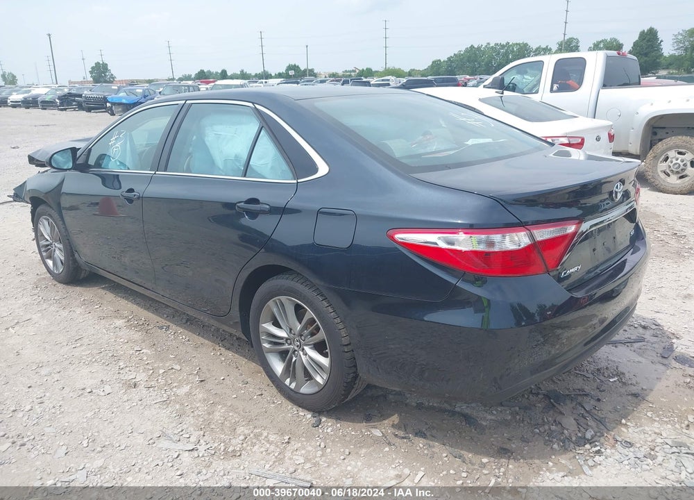 2016 TOYOTA CAMRY LE/XLE/SE/XSE VIN: 4T1BF1FK4GU558647