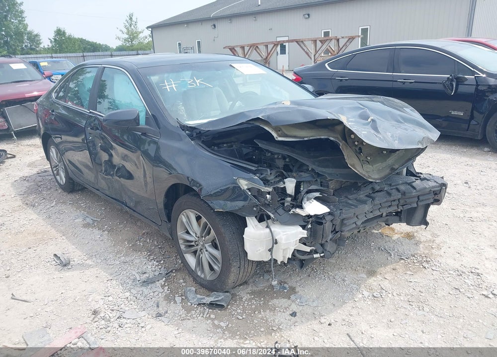 2016 TOYOTA CAMRY LE/XLE/SE/XSE VIN: 4T1BF1FK4GU558647