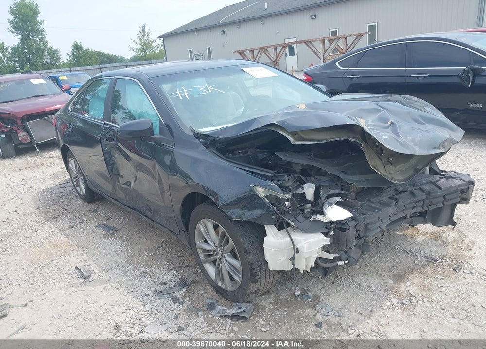 2016 TOYOTA CAMRY LE/XLE/SE/XSE VIN: 4T1BF1FK4GU558647