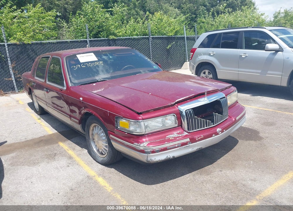 1997 LINCOLN TOWN CAR VIN: 1LNLM83W8VY708047